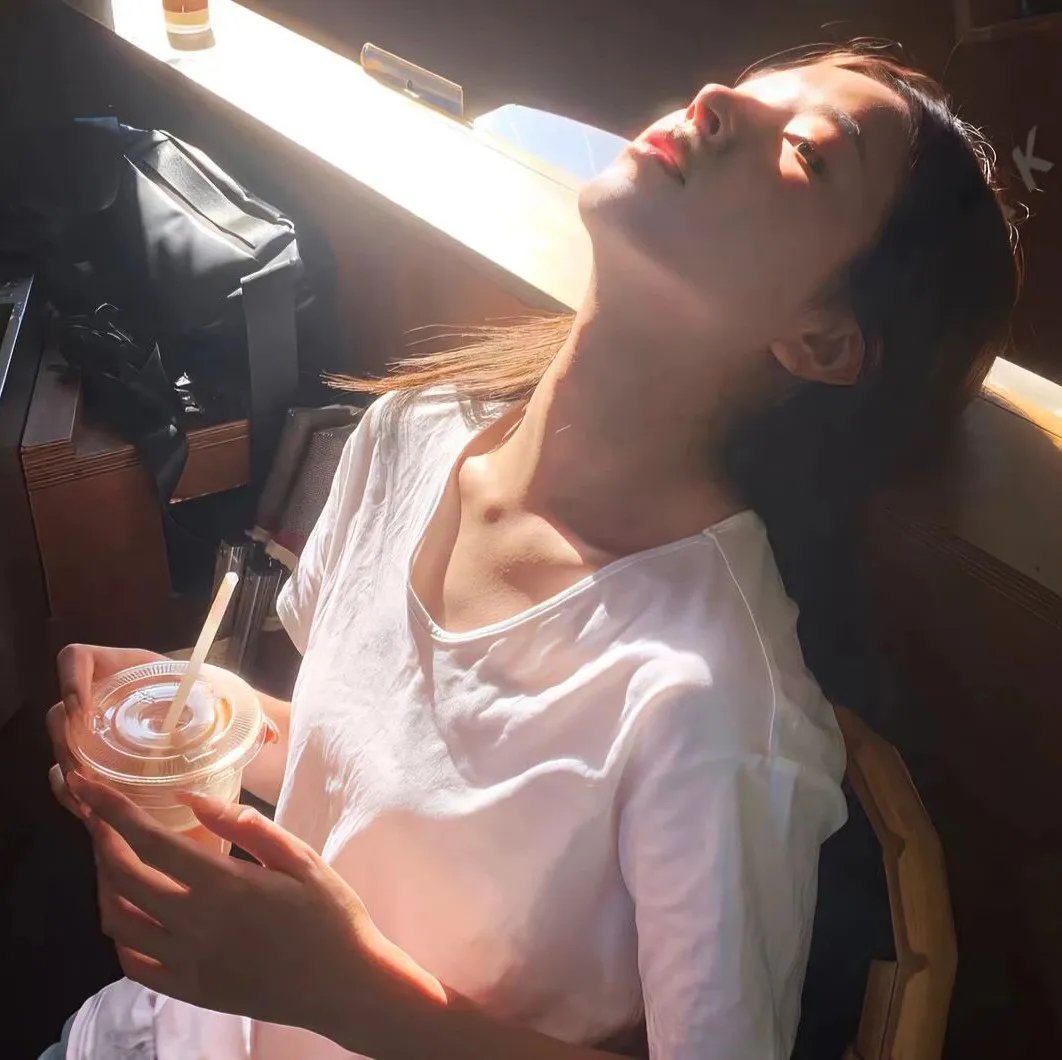 卡吉丽昂 海报